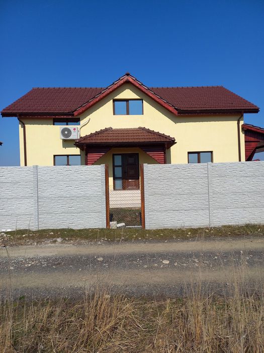 Firma executam lucrări în constructii