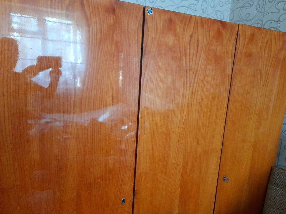 Продам шифоньер!