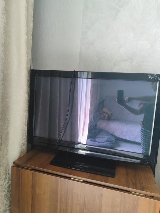 Продам телевизор "Panasonic"