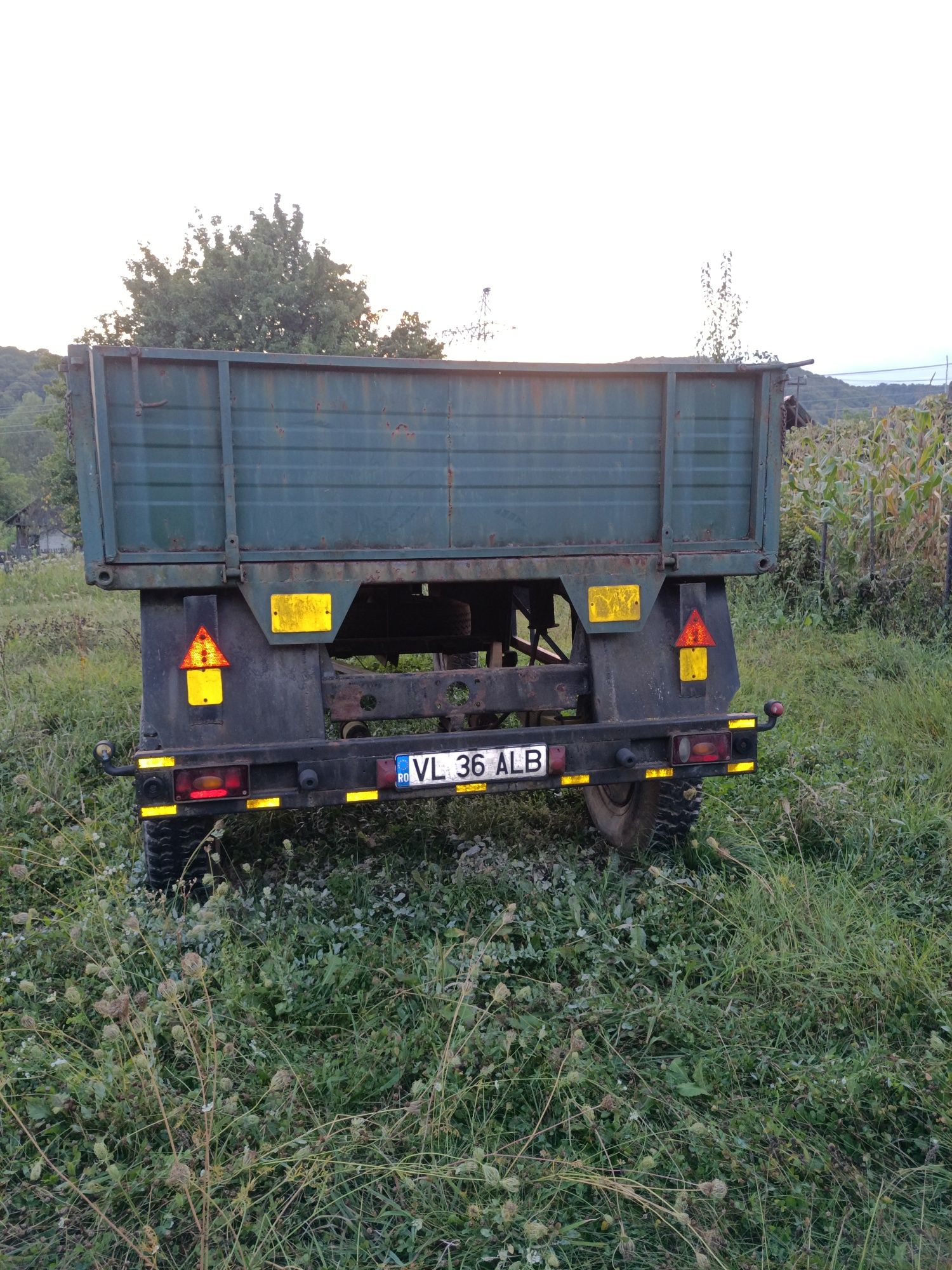 Remorcă auto, forestieră sau apicolă