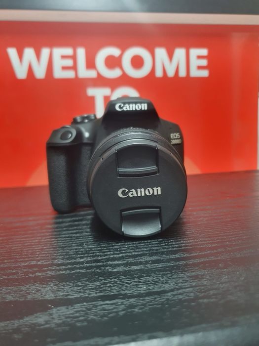 Canon EOS   200D