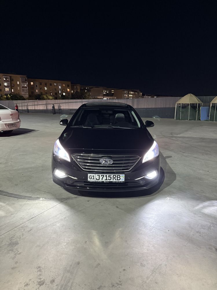 Hyundai  Sonata.  2015 yil. Kraskasi  toza