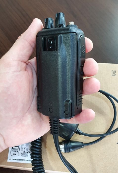 Statie radio CB -TTi H100 Korea (portabila) * 5W (12/24V) -produs Nou