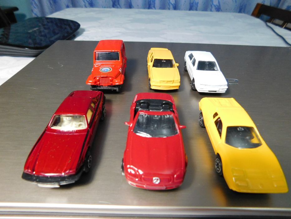 Diverse masinute fier Maisto , Welly BMW Mercedes Porsche, Jeep lot1