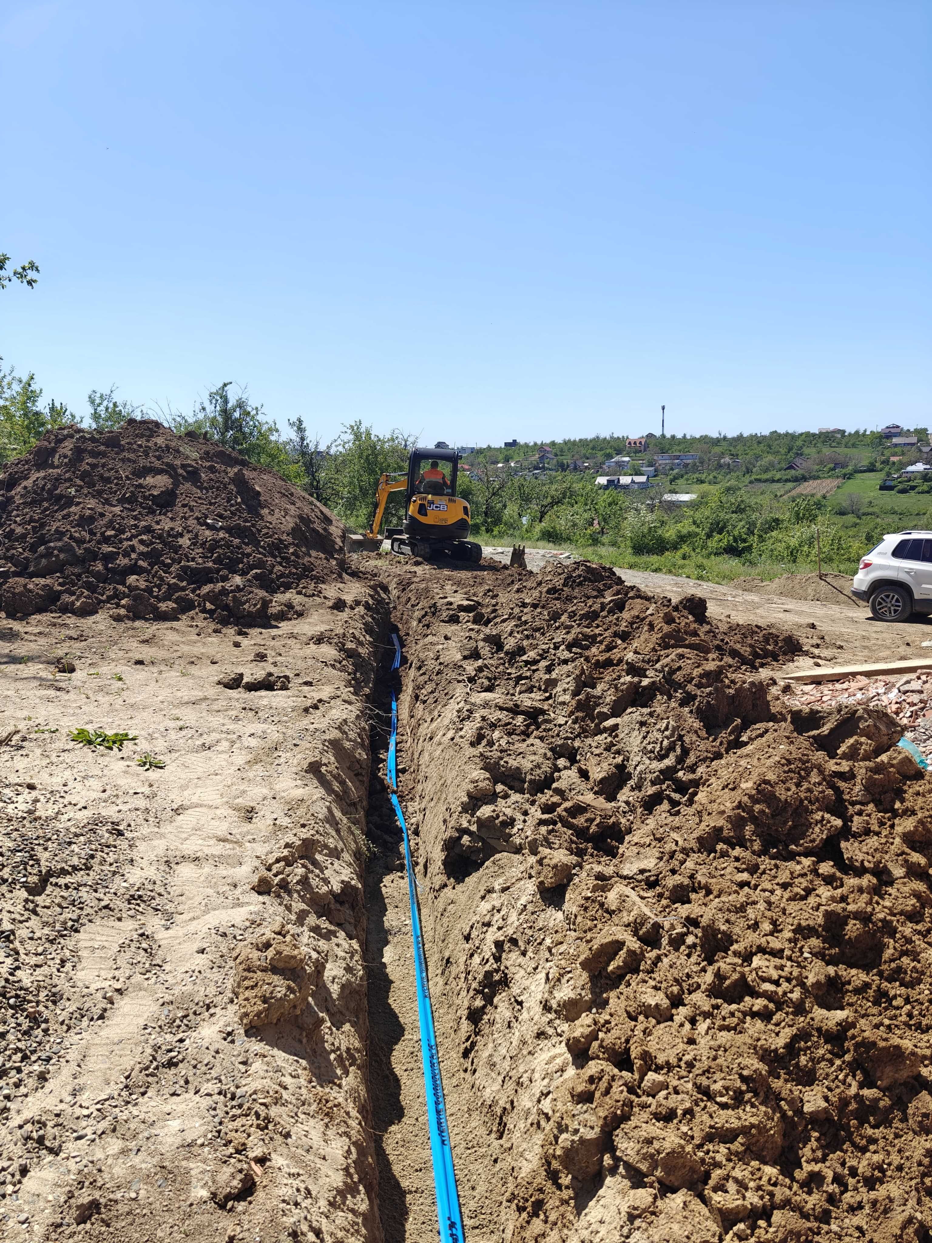 Servicii profesionale de săpături cu excavatorul.