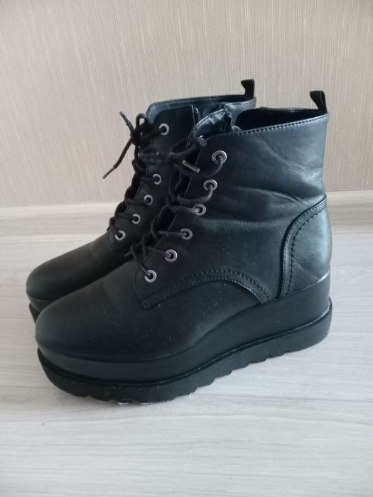 Женская обувь 40 размер