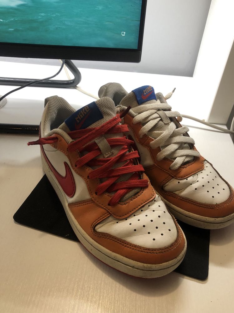 Papuci Nike dunk ,mărimea 35.