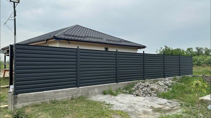 Executam garduri din tabla cutata,sipca metalica,plasa bordurata