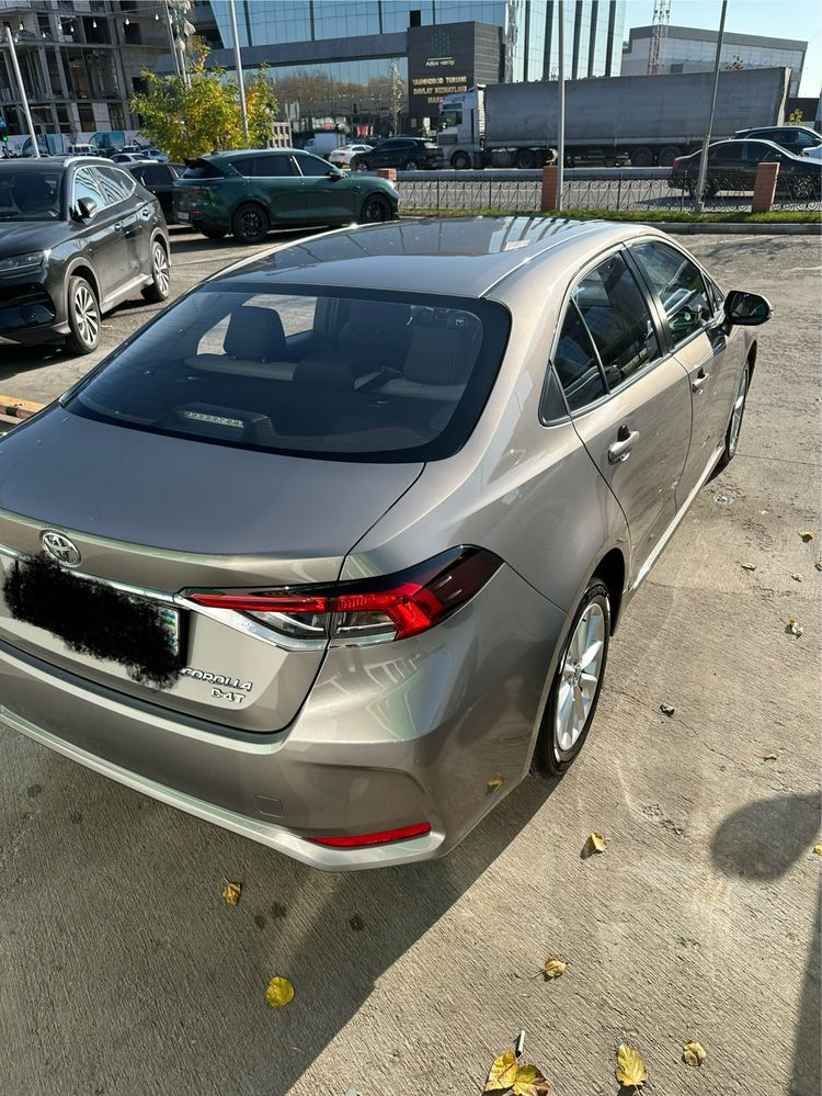 Toyota COROLLA sotiladi
