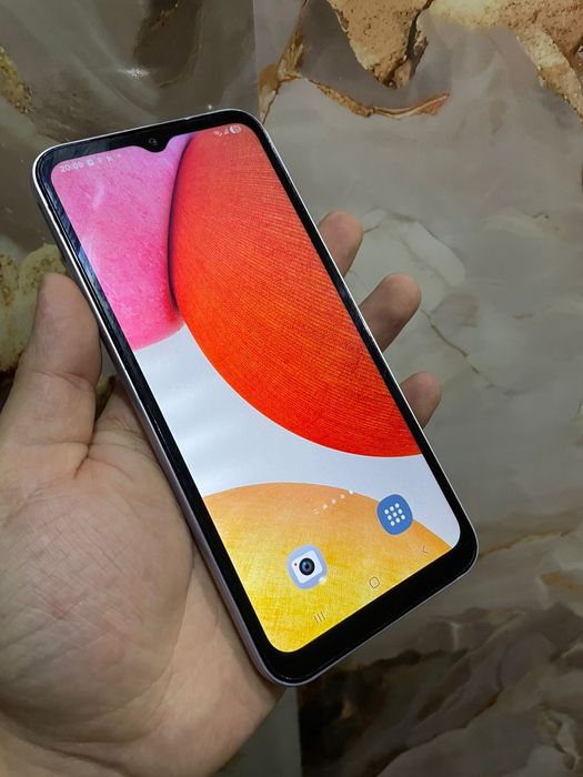 В продаже Самсунг а14.