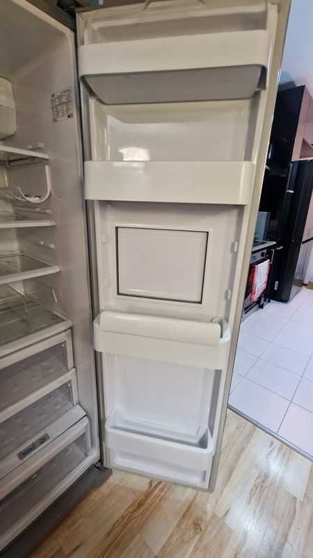 Хладилник с фризер Samsung RSA1ZTPE1/EUR
