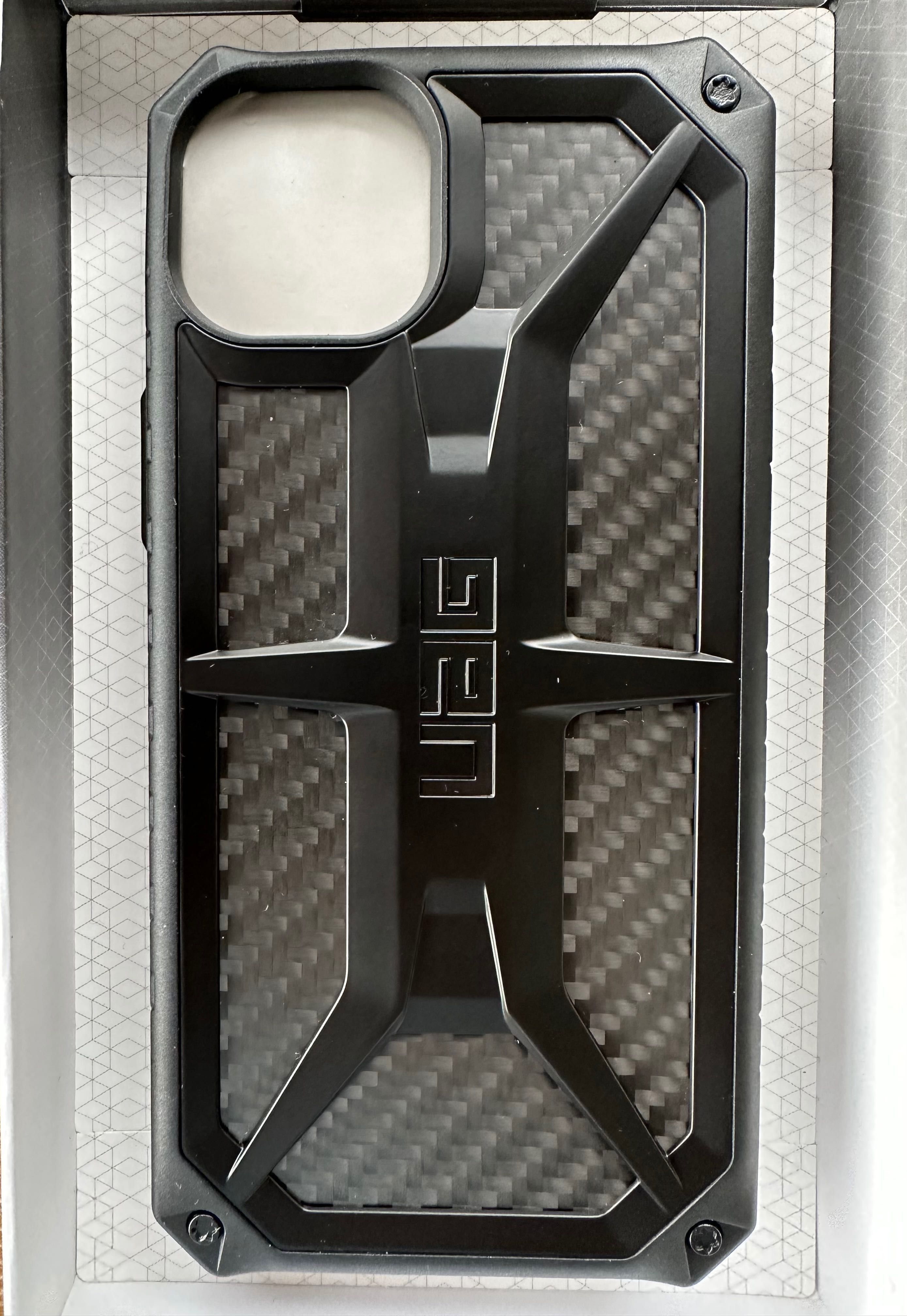 Husa/Carcasa NOUA iPhone 14 Plus UAG Monarch Series Carbon Fiber