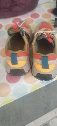 Детски обувки на Зара