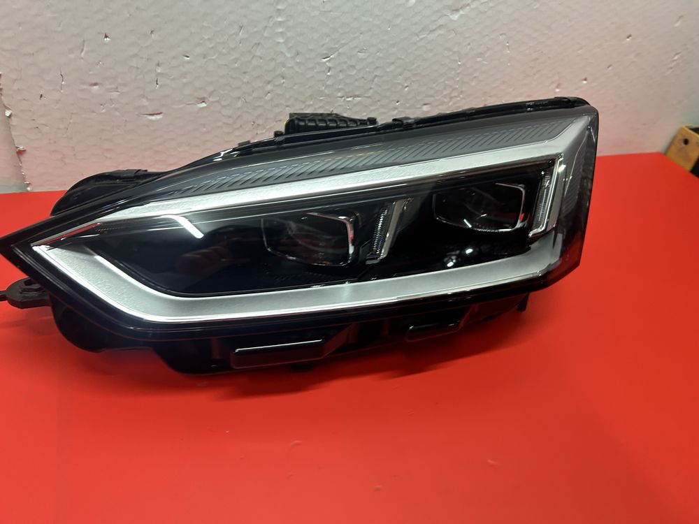 Far faruri Audi A5 B9 S5 8w6 full led adaptiv Matrix