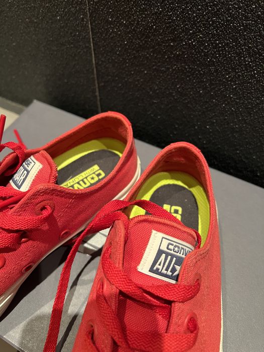 Converse dama rosii 36.5
