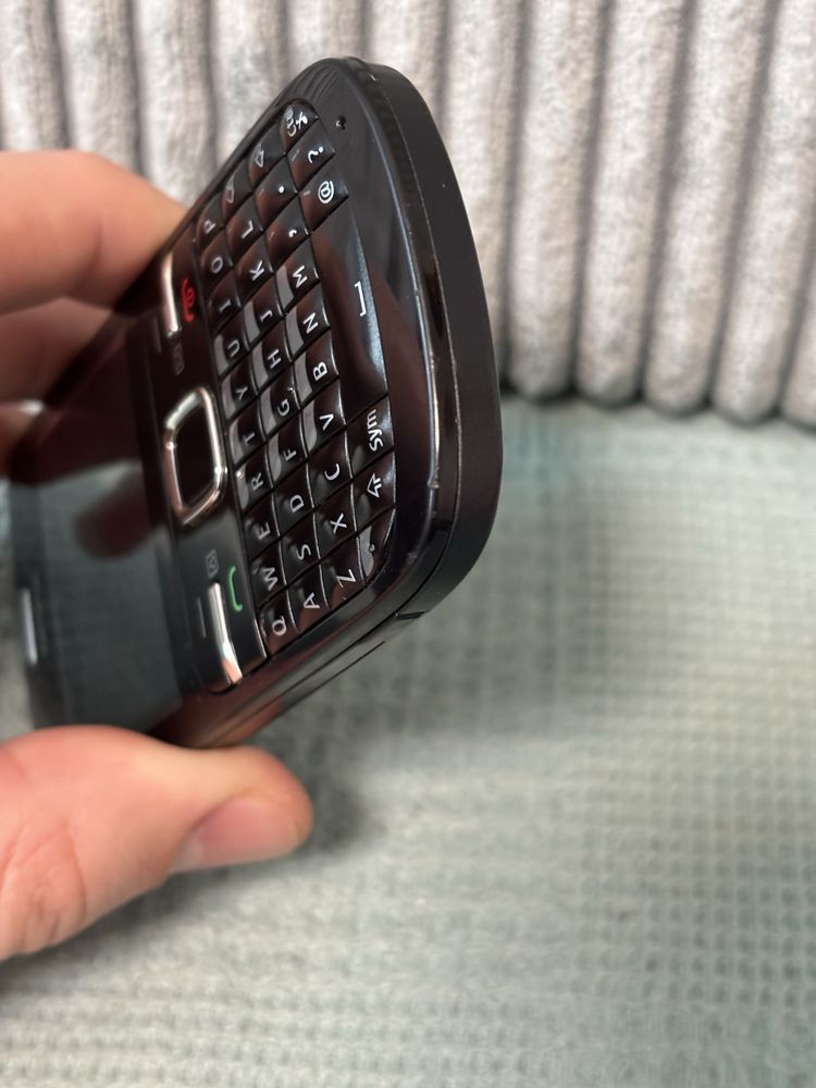 Nokia C3-00 2010 г