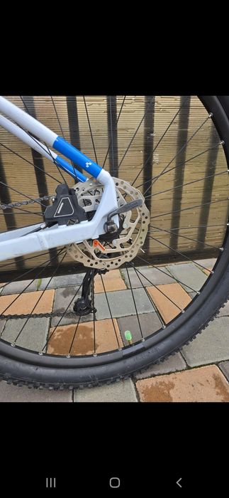 Vând bicicletă  CUBE SLX