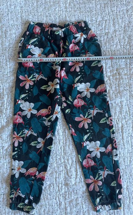 Спортен комплект RESERVED за момиче - размер 140-146см.