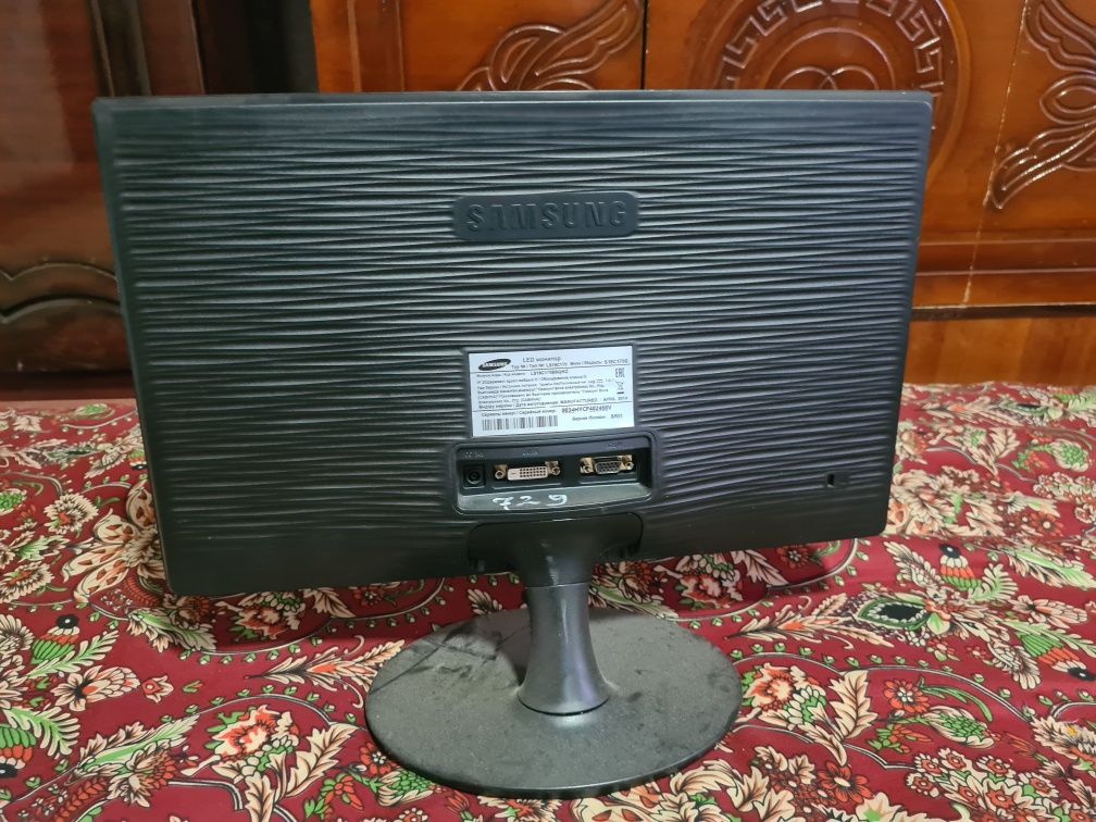 Monitor Samsung 19 LED