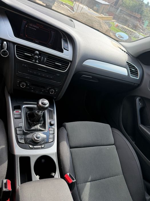 Audi a4 b8 2009 2.0 tdi