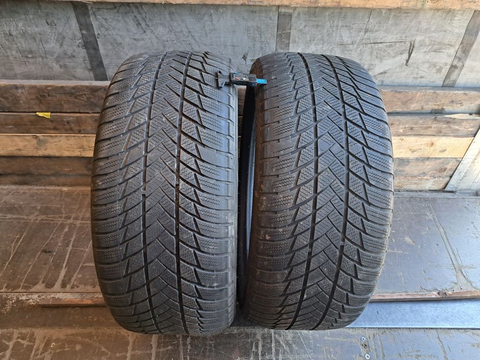 2 anvelope 285/45 R21 Bridgestone runflat