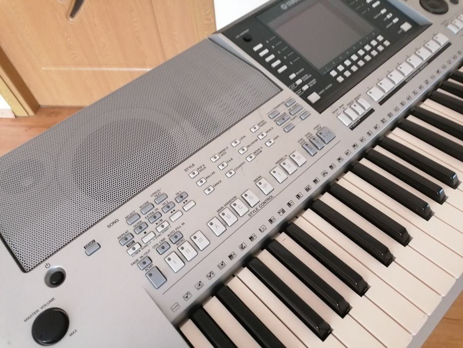 PSR S-710 Yamaha USB orga pian Arranger profesional