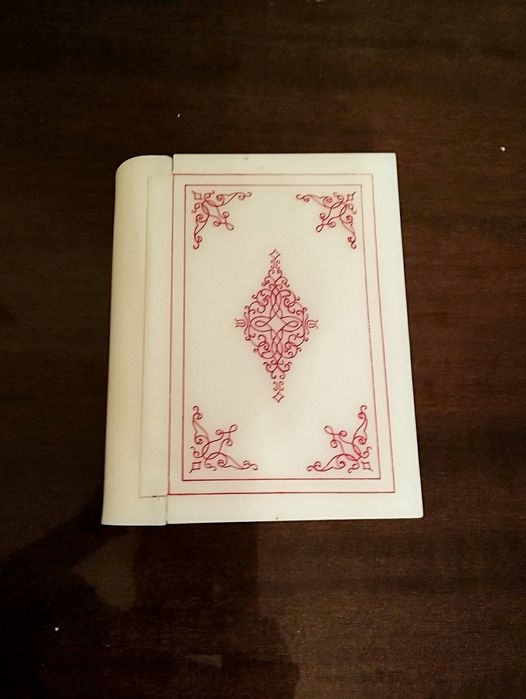 Продам оригинальную шкатулку