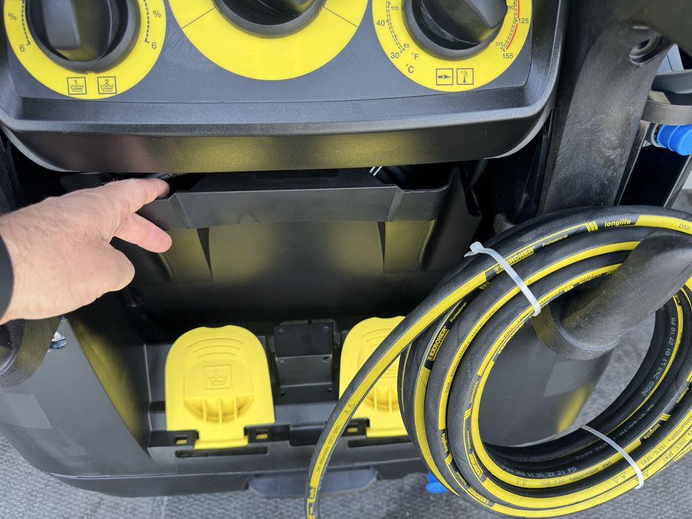 Vand Aparat de Spalat cu apa calda sub presiune KARCHER HDS 7/12-4M