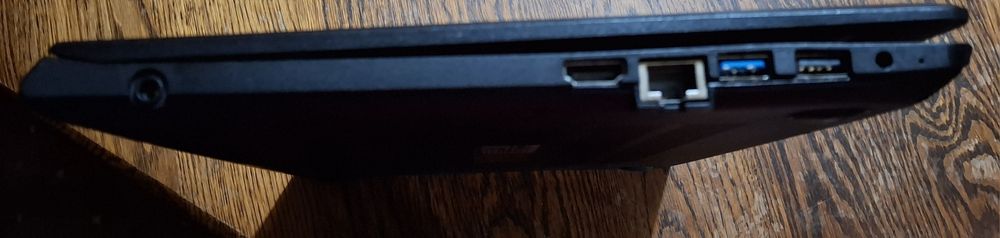 Лаптоп за части Леново Идеапад 100