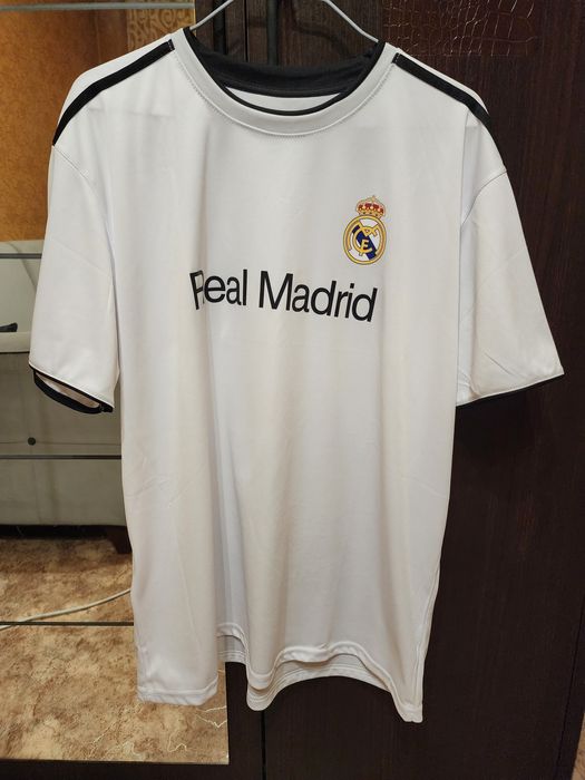 Мужская футболка новая из Европы