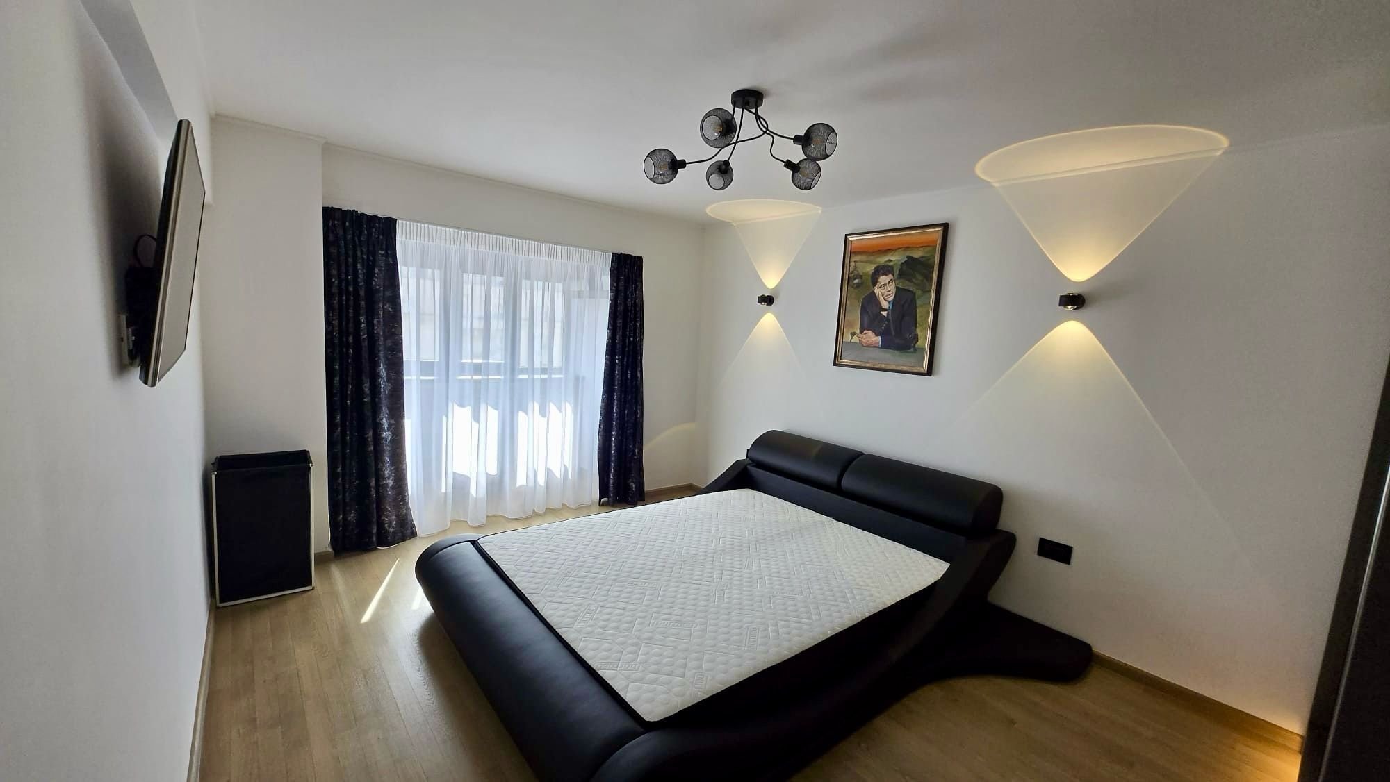 Inchiriez apartament 3 camere Octavian Goga, loc parcare inclus