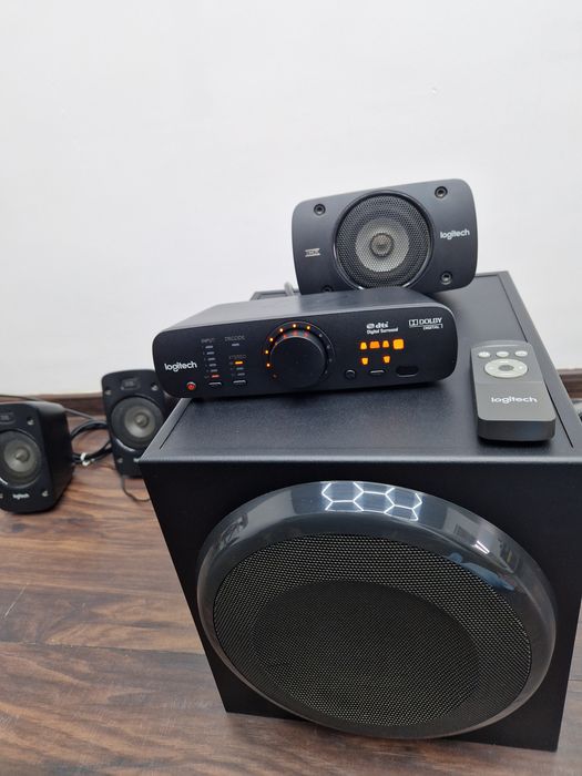 Vând loghitec 5.1, 500w