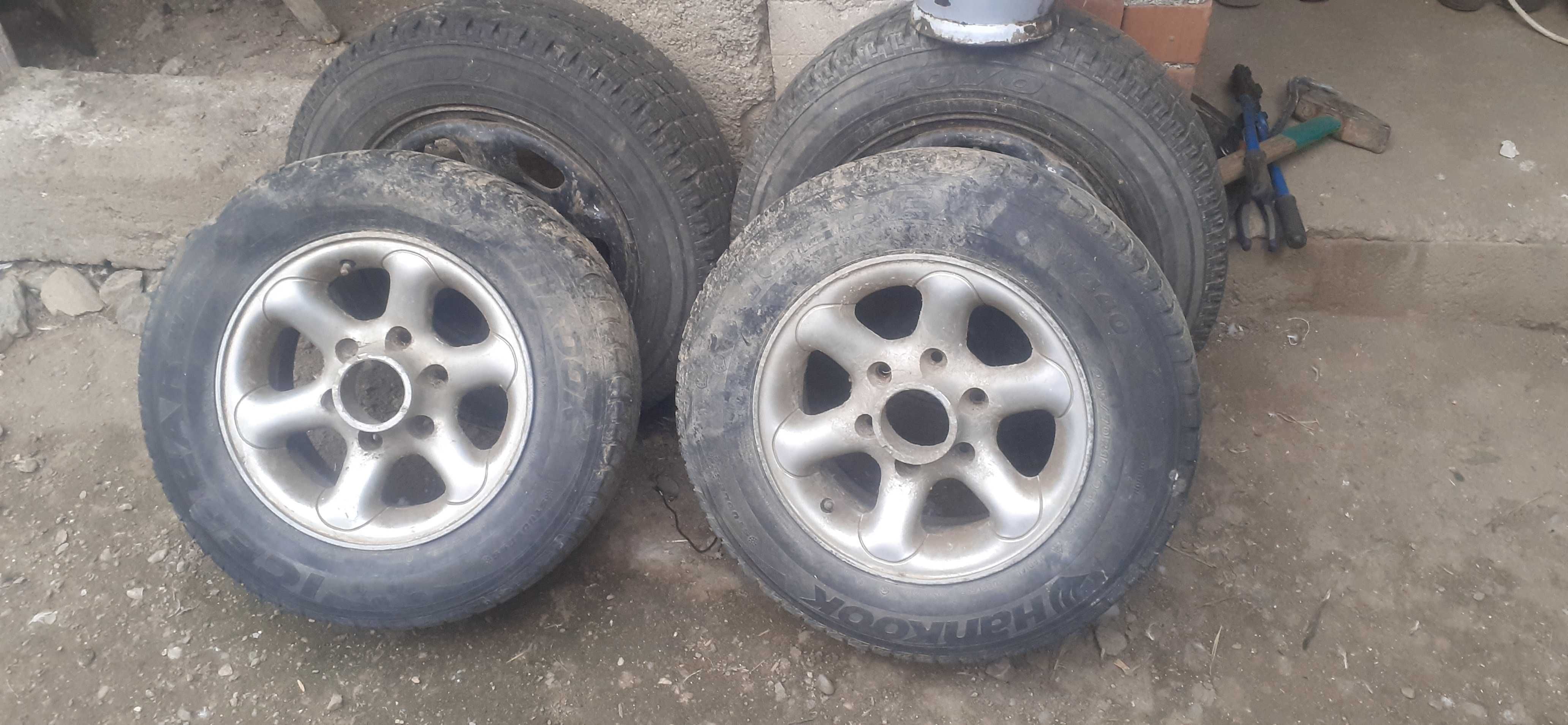 Roti nissan terano ,opel frontera,mits pajero