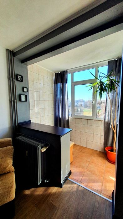 Închiriez garsoniera Craiovei, strada Tineretului