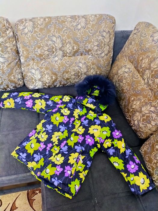 Продам зимнюю куртку