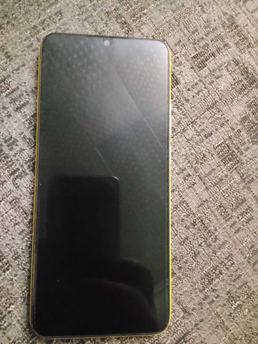 Смартфон poco c40