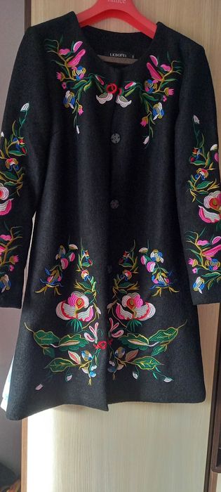 Paltonas traditional de toamnă