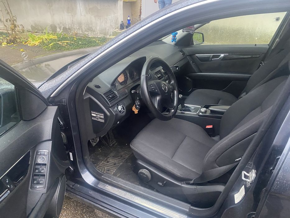 Mercedes Benz C200