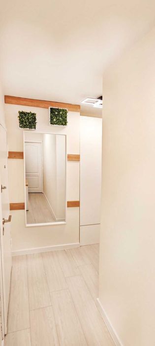 Продавам тристаен апартамент след основен ремонт в кв. Три Чучура-Юг