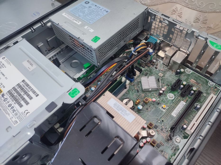 Компютър hp pro 6300 sff i3 3240 6gb ddr3 500gb hdd