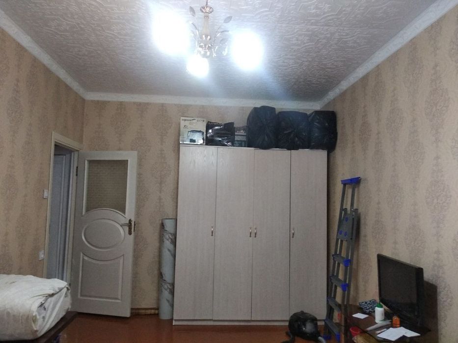 • ЖАХОН ТИЛЛАРИ 1/1/4 Под евро Продаётся квартира Чиланзар-10