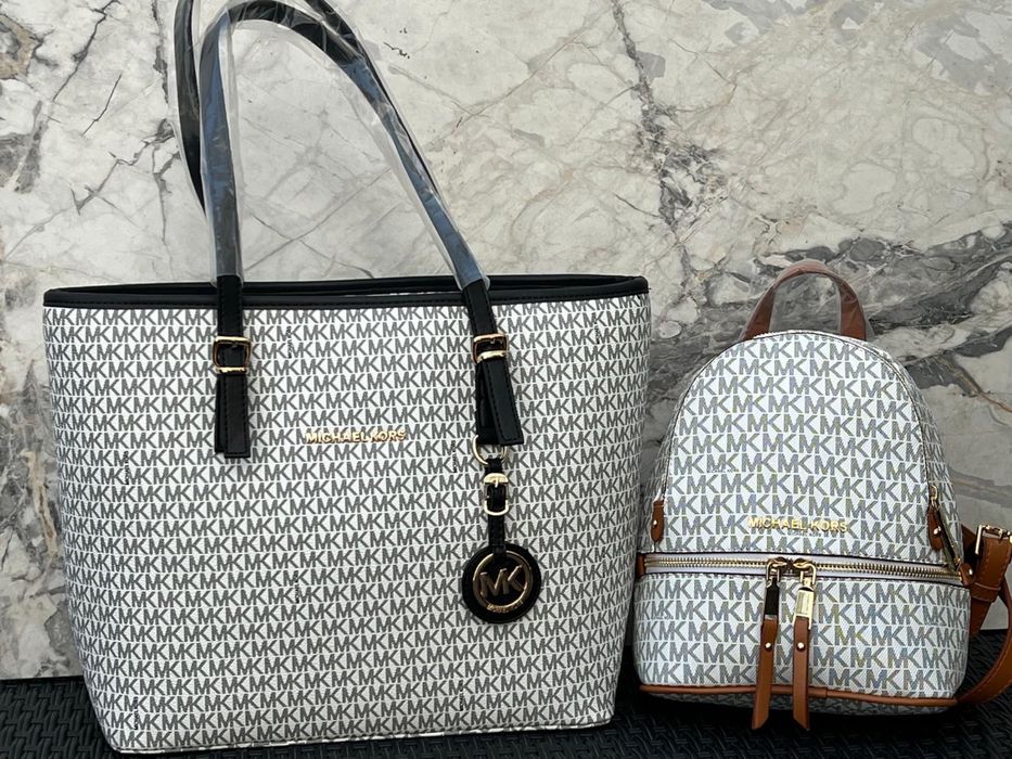 Rucsac/ Ghiozdan Michael Kors - LV
