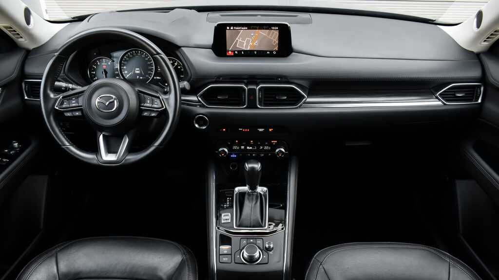Джип MAZDA CX-5 Ultimate editon 4x4 бензин автоматик