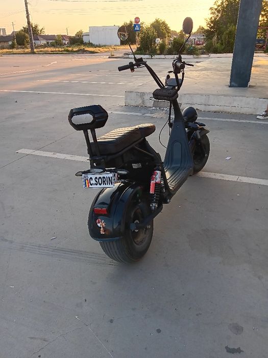 Vând scuter electric