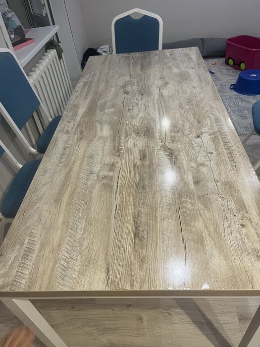 Продам кухонный стол