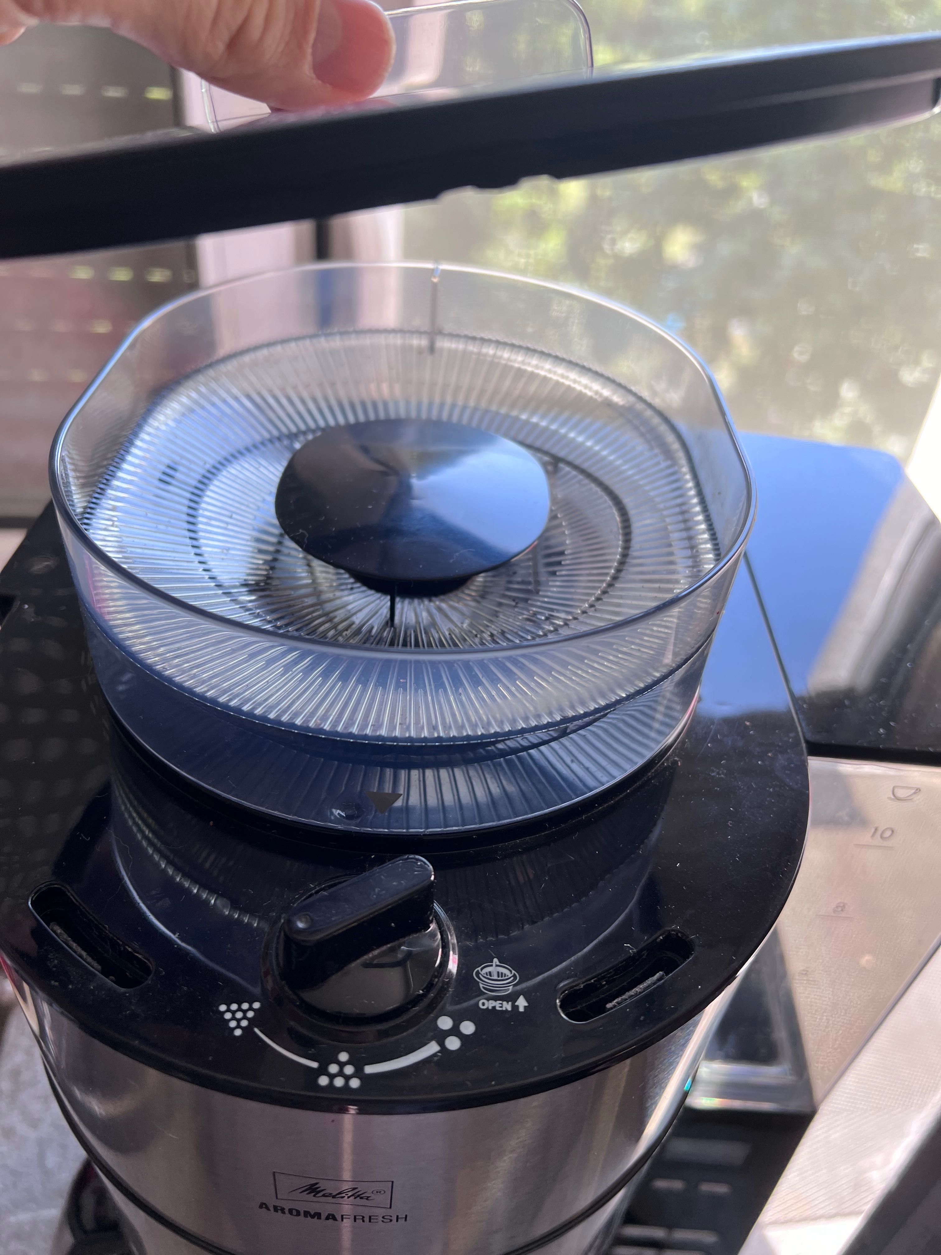 Cafetiera Melitta cu rasnita si timer