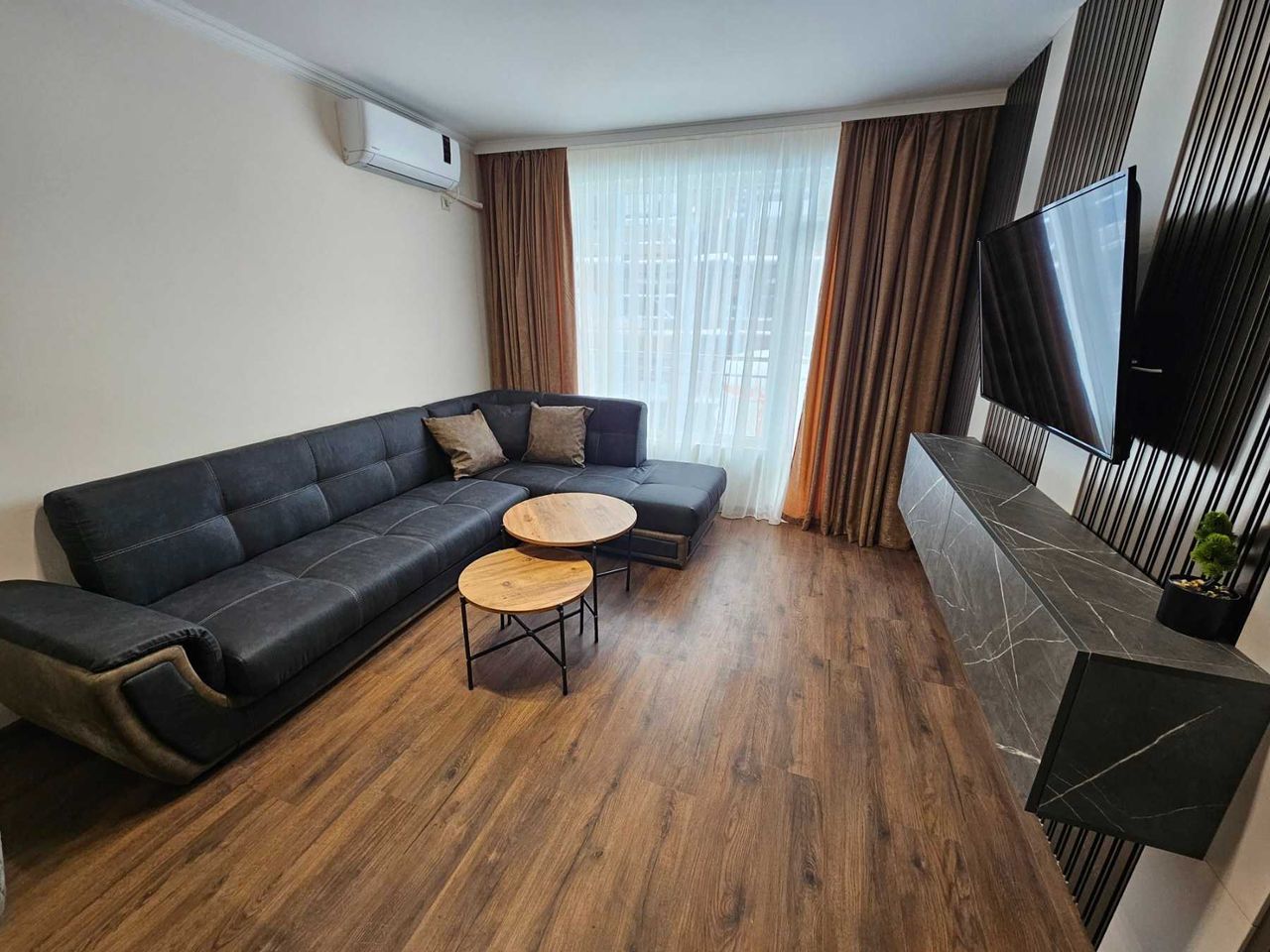 Продава се Тристаен апартамент в Велинград - 86 кв.м за 1551 €/кв.м - Снимка #4