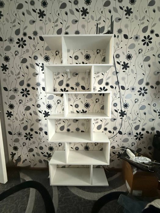 Продам полку. Стильная полка, подойдет под любой интерьер.