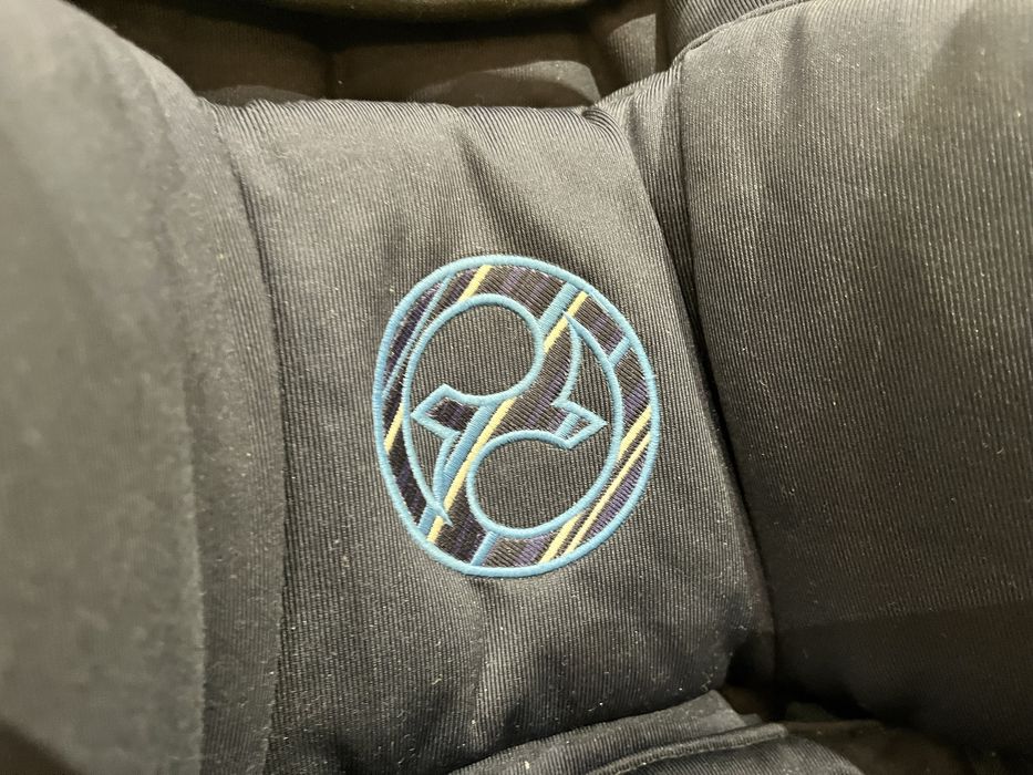 Стол кола Cybex ATON M i-Size Universal ISOFIX 45-87cm