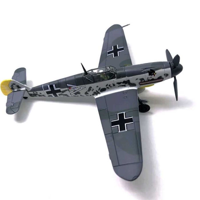 Macheta avion metalica Messerschmitt BF-109F-4 scara 1:72